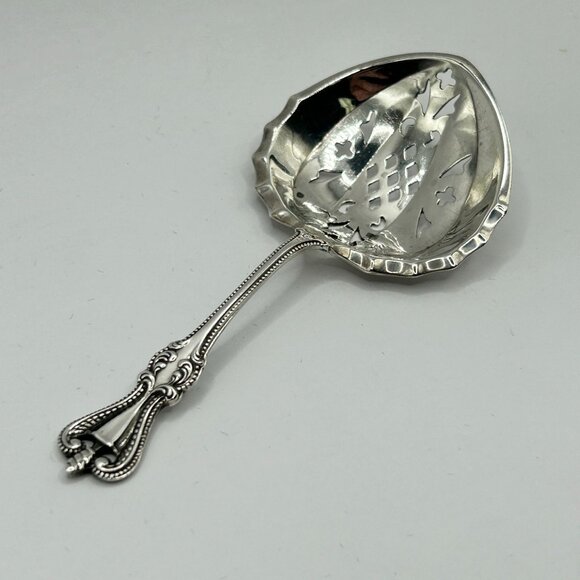 Towle Old Colonial Sterling Silver Bon-Bon Confection Pierced Spoon 4-1/2" - Picture 1 of 8